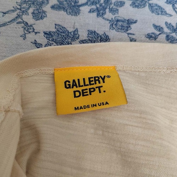 Gallery Dept. Letter Logo Broken Tank Top - Cream - Picture 6 of 8